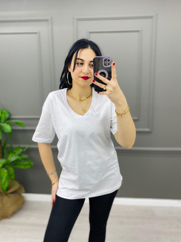 V yaka Basic Tişört